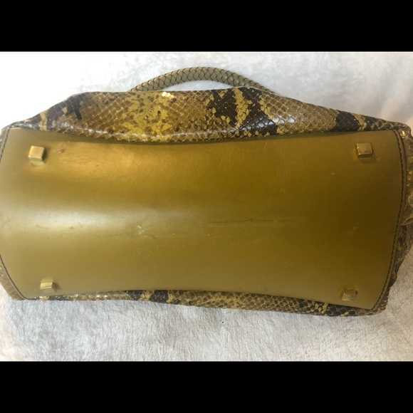 Adrienne Vittadini Python bag - Picture 11 of 14
